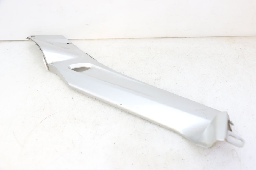 photo de CARENA PEDANA CONGIUNZIONE SINISTRA YAMAHA X-MAX XMAX 250 (2006 - 2009)