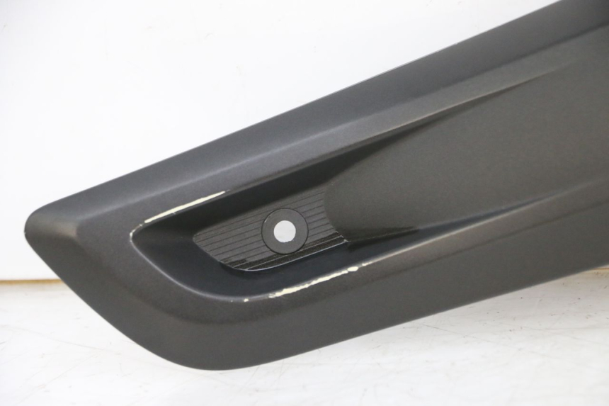 photo de Giunzione pedale sinistro YAMAHA X-MAX XMAX 125 (2010 - 2014) - Altra vista dell'articolo