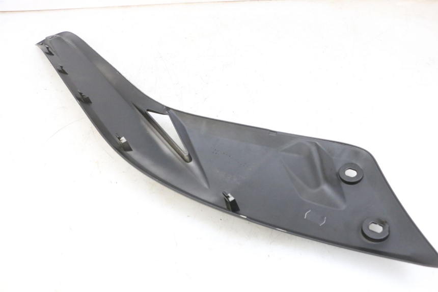 photo de Giunzione pedale sinistro YAMAHA X-MAX XMAX 125 (2010 - 2014) - Zoom sullo stato d'uso