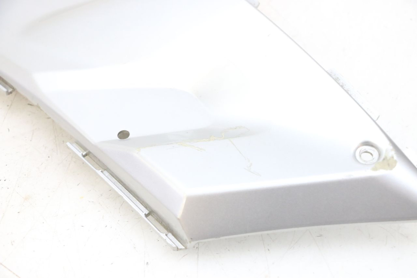 photo de JUNZIONE PEDANA SINISTRA YAMAHA XMAX X-MAX 125 (2006 - 2009) - Ispezione visiva dettagliata