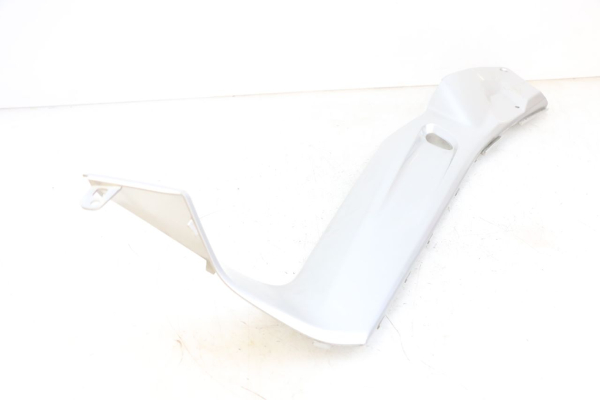 photo de JUNZIONE PEDANA SINISTRA YAMAHA XMAX X-MAX 125 (2006 - 2009) - Focus sulla struttura