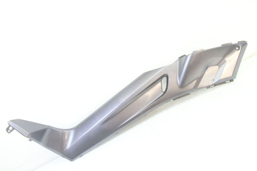 photo de JUNZIONE PEDANA SINISTRA YAMAHA XMAX X-MAX 125 (2006 - 2009)