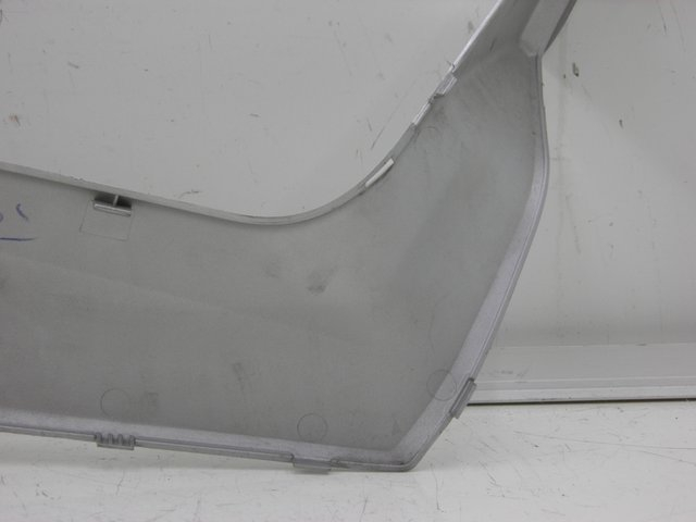 photo de JUNZIONE PEDANA SINISTRA YAMAHA XMAX X-MAX 125 (2006 - 2009)