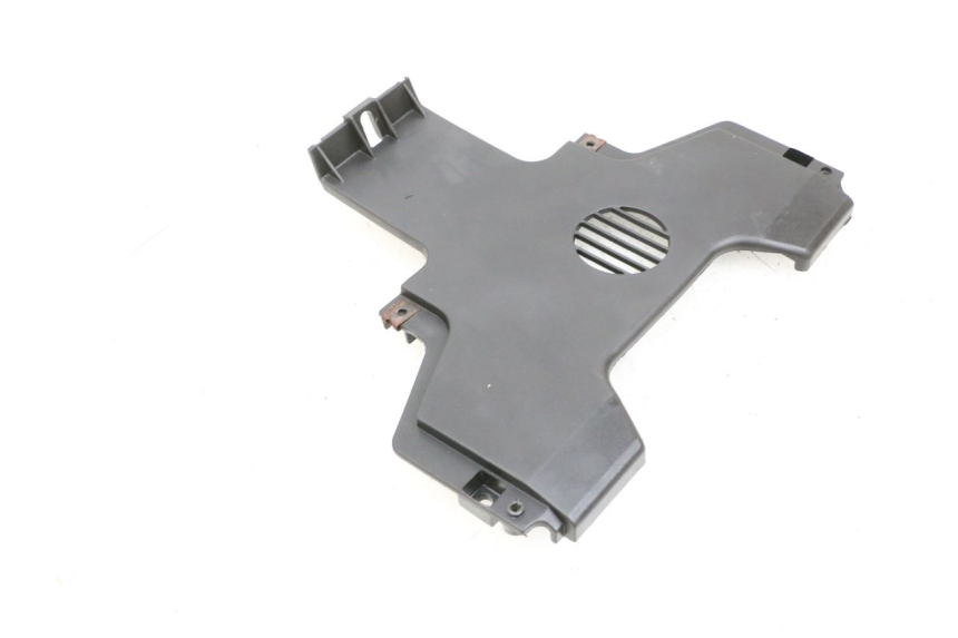 photo de CARENA PEDANA CONGIUNZIONE PIAGGIO MP3 HPE 350 (2018 - 2020) - Altra angolazione