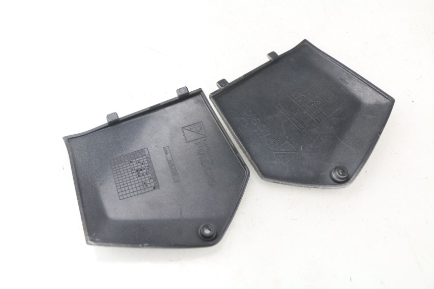 photo de CARENA PEDANA CONGIUNZIONE PIAGGIO MP3 LT 300 (2010 - 2016)