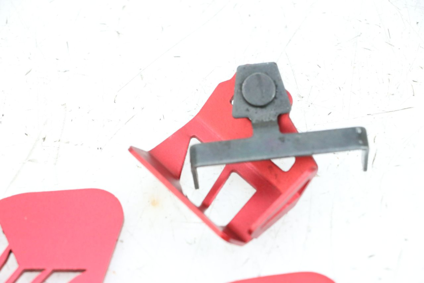 photo de CARENA PEDANA CONGIUNZIONE YAMAHA MT-07 MT07 ABS 700 (2018 - 2020) - Primo piano tecnico