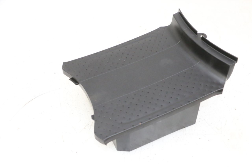 photo de CARENA PEDANA CONGIUNZIONE YAMAHA NEO'S CORE 1 (2022 - 2026) - Altra angolazione