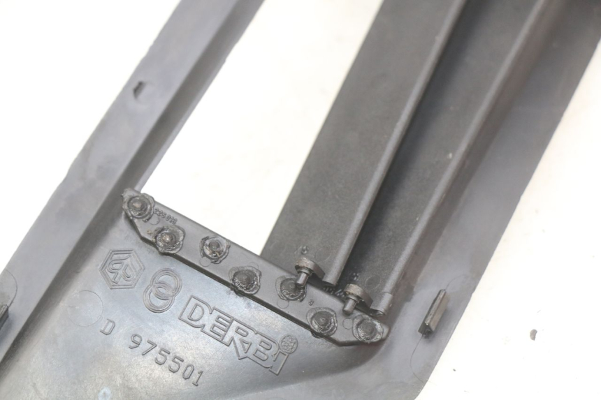 photo de GIUNZIONE PEDANA GILERA NEXUS 125 (2009 - 2013)