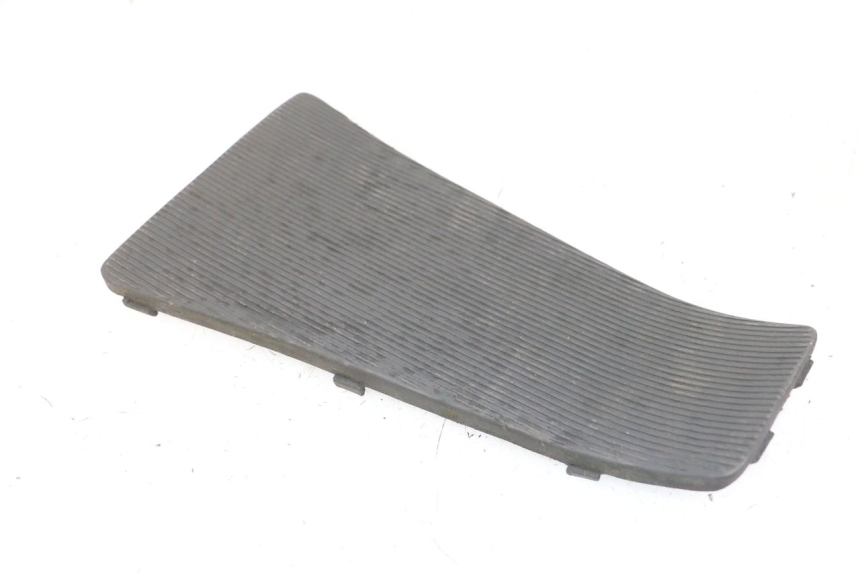 photo de CARENA PEDANA CONGIUNZIONE PIAGGIO VESPA LX 150 (2005 - 2013)