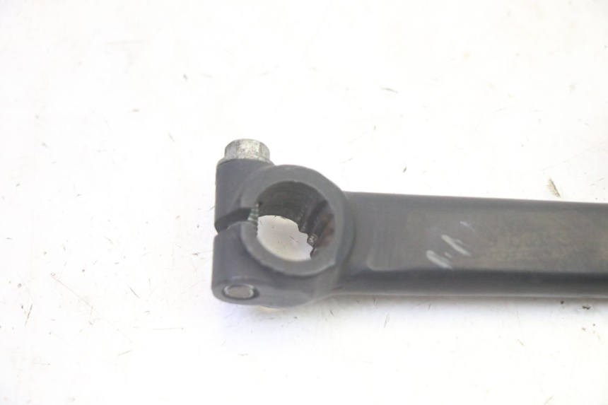 photo de KICK PIAGGIO FLY 4T 50 (2013 - 2017) - Dettaglio del componente