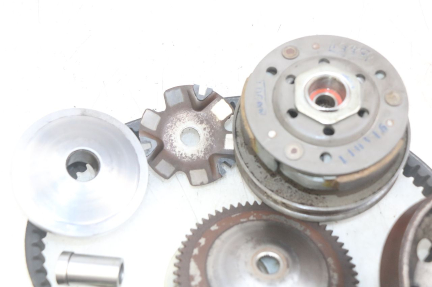 photo de KIT FRIZIONE VARIATORE KYMCO AGILITY 4T 50 (2005 - 2018)