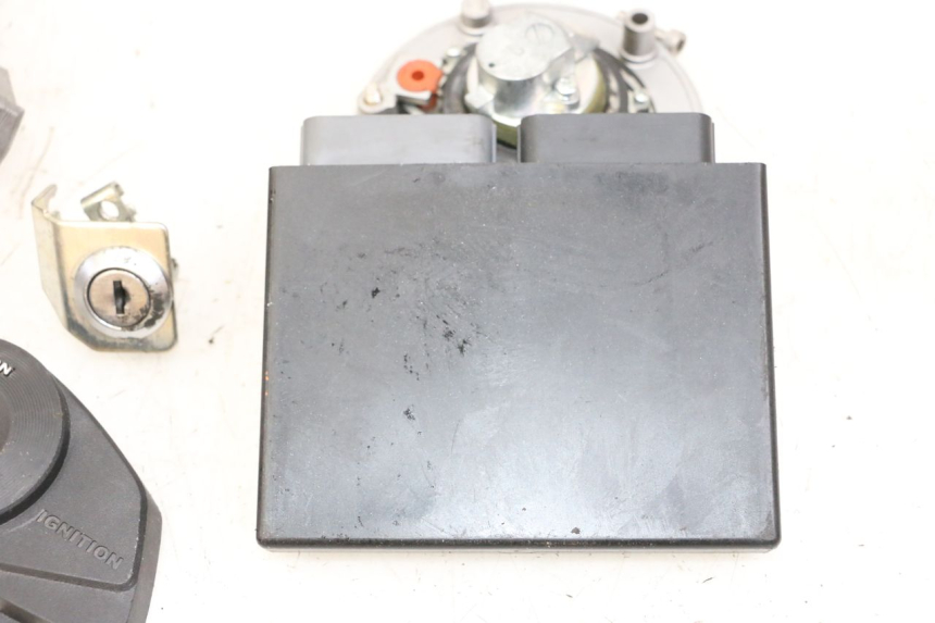 photo de KIT SERRATURE CDI SUZUKI GSR 750 (2011 - 2017)