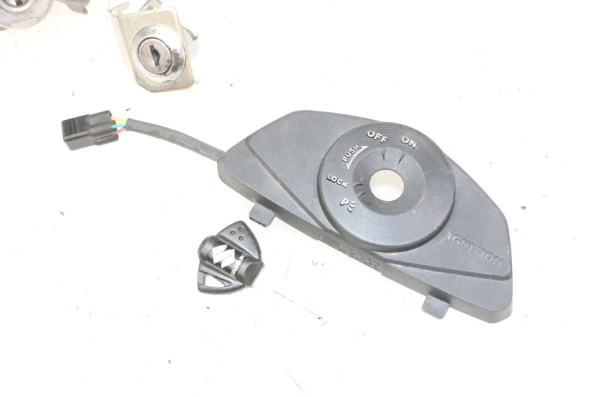 photo de KIT SERRATURE CDI SUZUKI GSR 750 (2011 - 2017)
