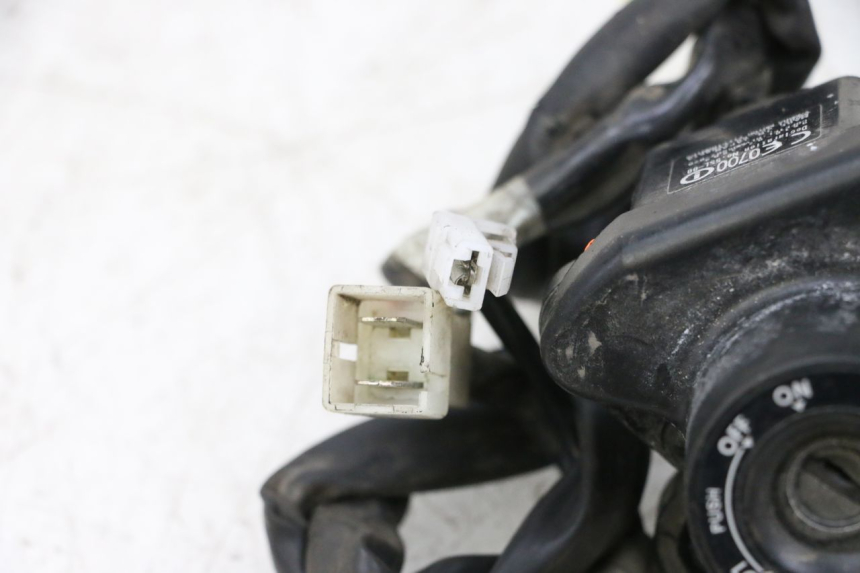 photo de KIT SERRATURE CDI YAMAHA TDM ABS 900 (2002 - 2014) - Stato della superficie e materiale