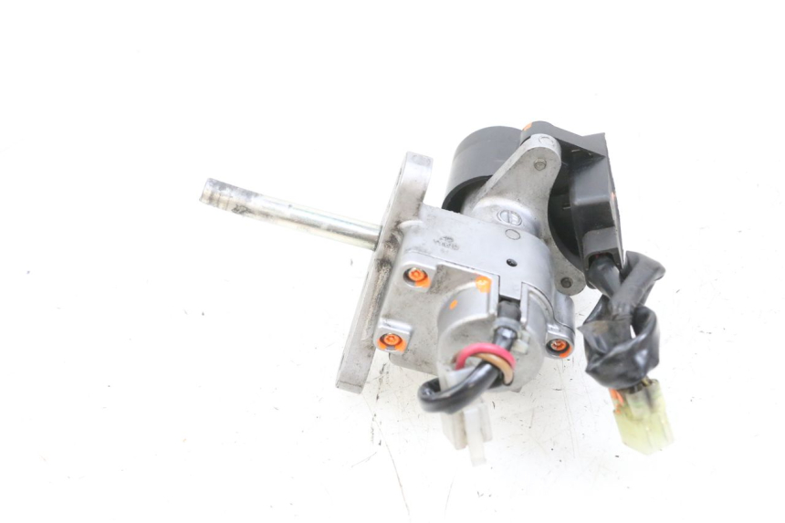 photo de KIT CHIAVE SERRATURA CDI NEIMAN YAMAHA XMAX X-MAX 125 (2006 - 2009) - Caratteristiche distintive