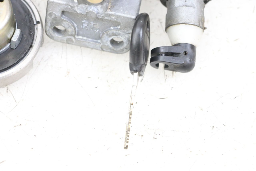 photo de KIT CHIAVE BLOCCO NEIMAN KYMCO AGILITY RS 4T 50 (2009 - 2013)