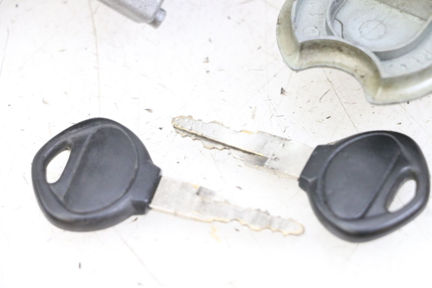 photo de KIT CHIAVE BLOCCO NEIMAN KYMCO AGILITY RS 4T 50 (2009 - 2013)