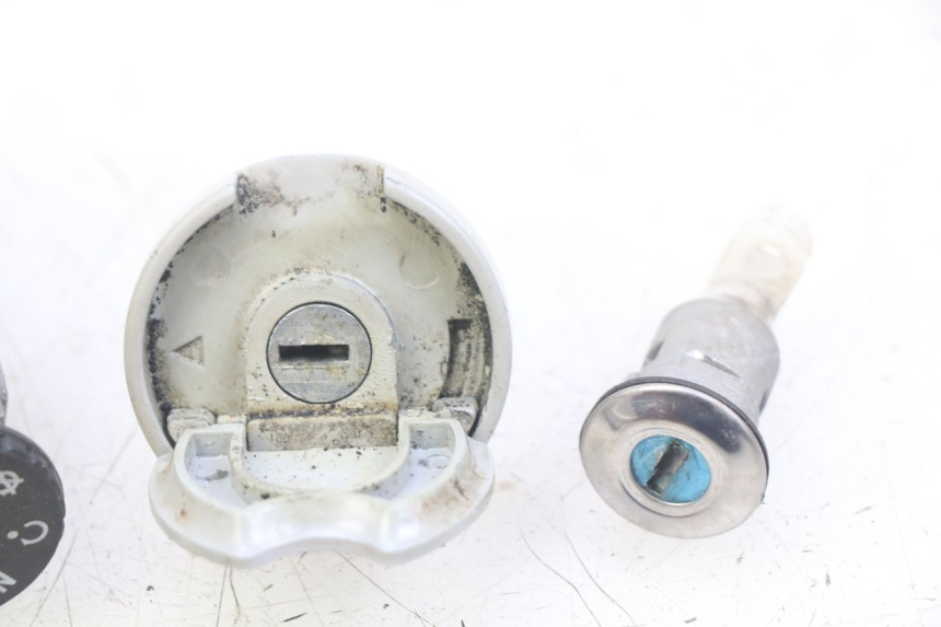 photo de KIT SERRATURA CHIAVE NEIMAN BAOTIAN BT 49 QT-9 50 (2006 - 2010)