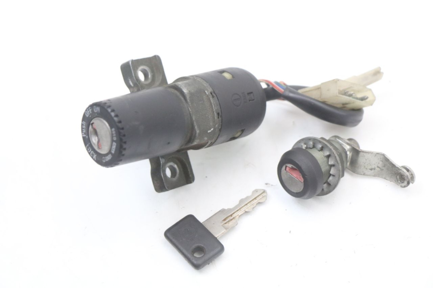 photo de KIT SERRATURE APRILIA CLASSIC 125 (1995 - 2001)