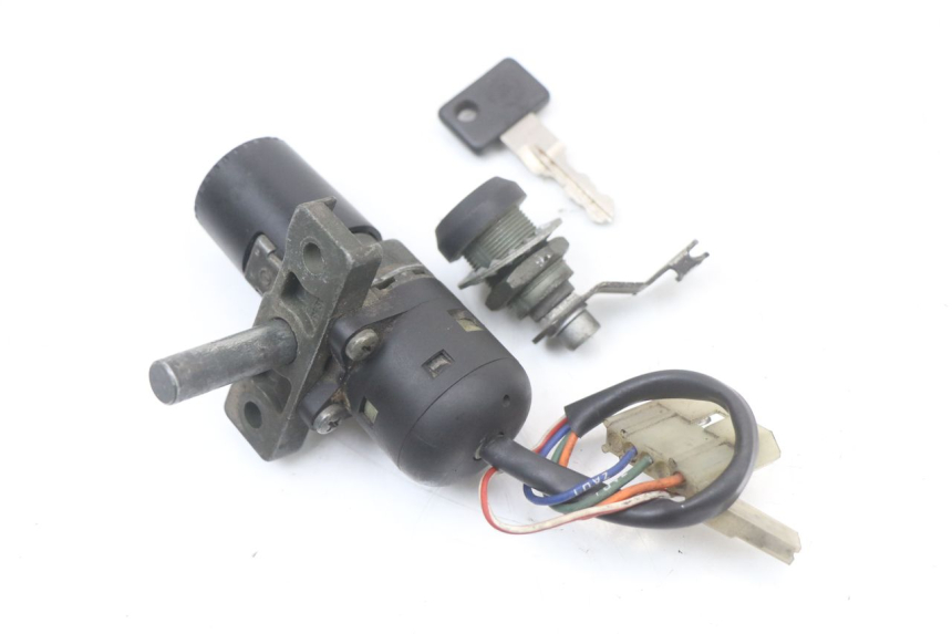 photo de KIT SERRATURE APRILIA CLASSIC 125 (1995 - 2001)