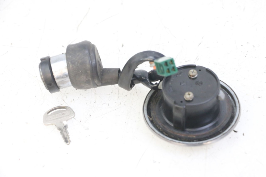 photo de KIT CHIAVE BLOCCO NEIMAN SUZUKI GN 125 (1997 - 2000)