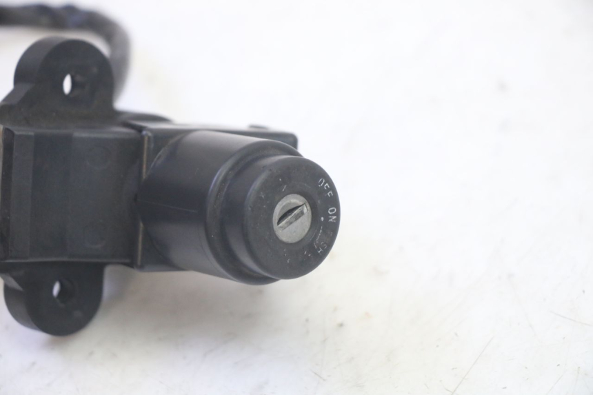 photo de KIT SERRATURE KAWASAKI GPZ RX 1000 (1986 - 1988) - Zoom sullo stato d'uso