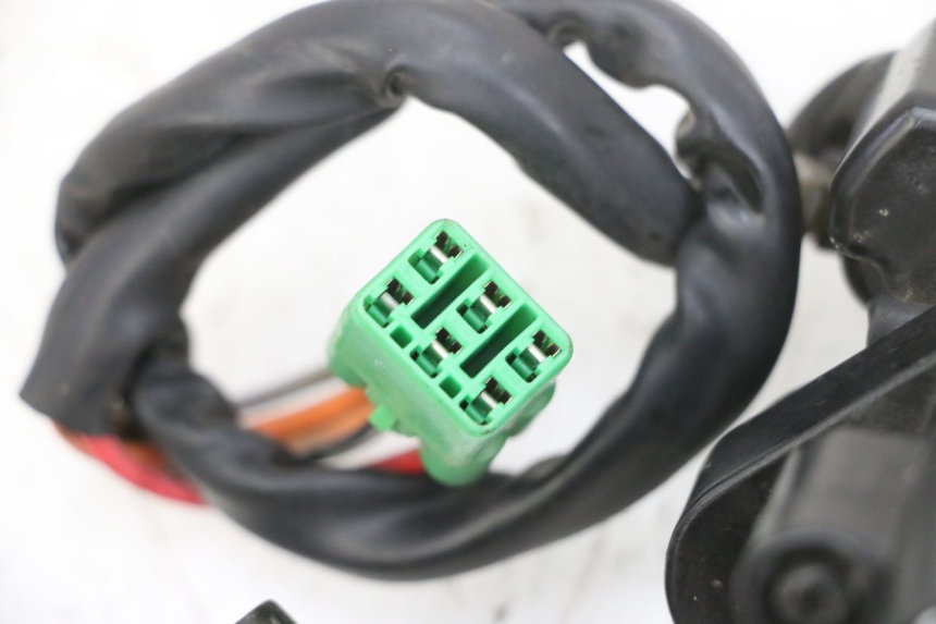 photo de KIT SERRATURE SUZUKI GSF N BANDIT 600 (1996 - 1999) - Marcature e riferimenti originali