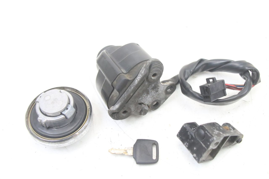photo de KIT SERRATURE HONDA VT C2 SHADOW 750 (1997 - 2001)