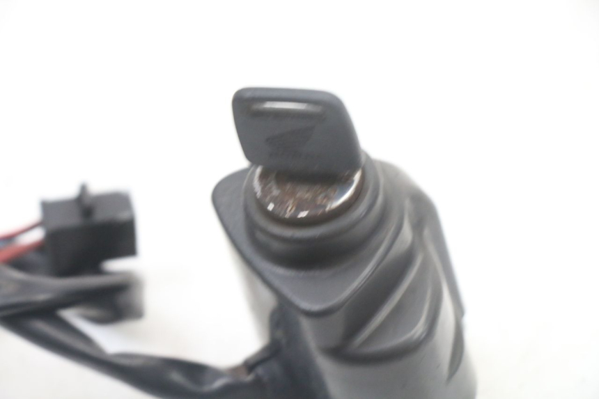 photo de KIT SERRATURE HONDA VT C2 SHADOW 750 (1997 - 2001)
