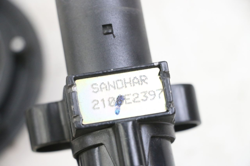 photo de KIT SERRATURE ROYAL ENFIELD HYMALAYAN 410 (2016 - 2023)