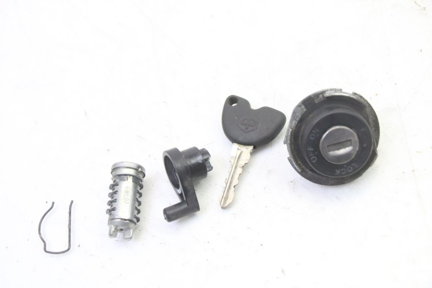photo de KIT SERRATURE PIAGGIO LIBERTY 4T 50 (2009 - 2015)