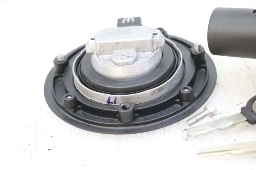 photo de KIT SERRATURE ROYAL ENFIELD SCRAM 411 (2022 - 2024)