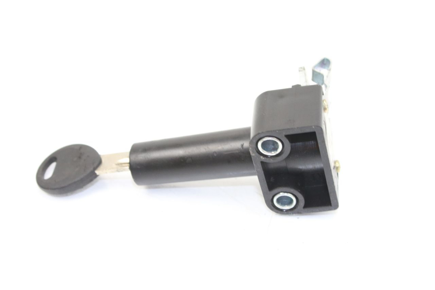 photo de KIT CHIAVE SERRATURA NEIMAN YAMAHA SLIDER NAKED 50 (2004 - 2018)