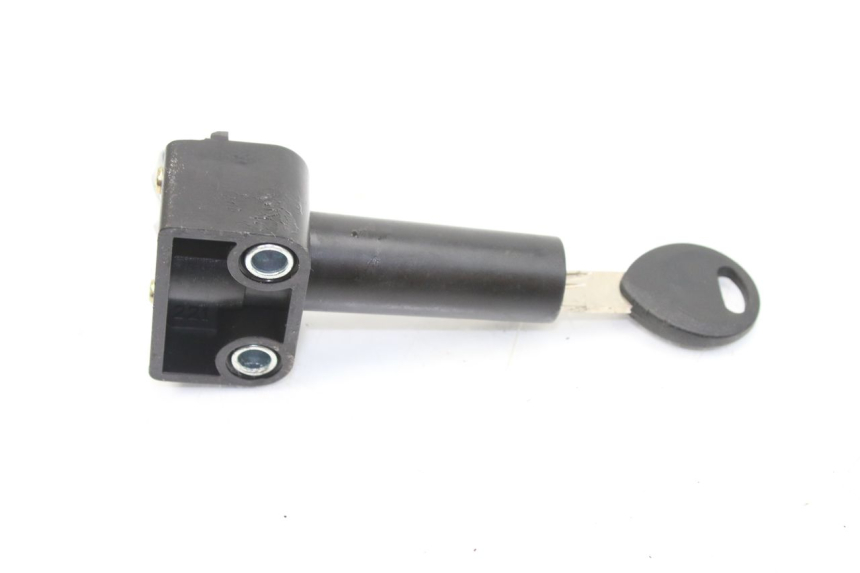 photo de KIT CHIAVE SERRATURA NEIMAN YAMAHA SLIDER NAKED 50 (2004 - 2018)