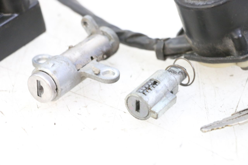 photo de KIT SERRATURE YAMAHA XV VIRAGO 535 (1988 - 2004)