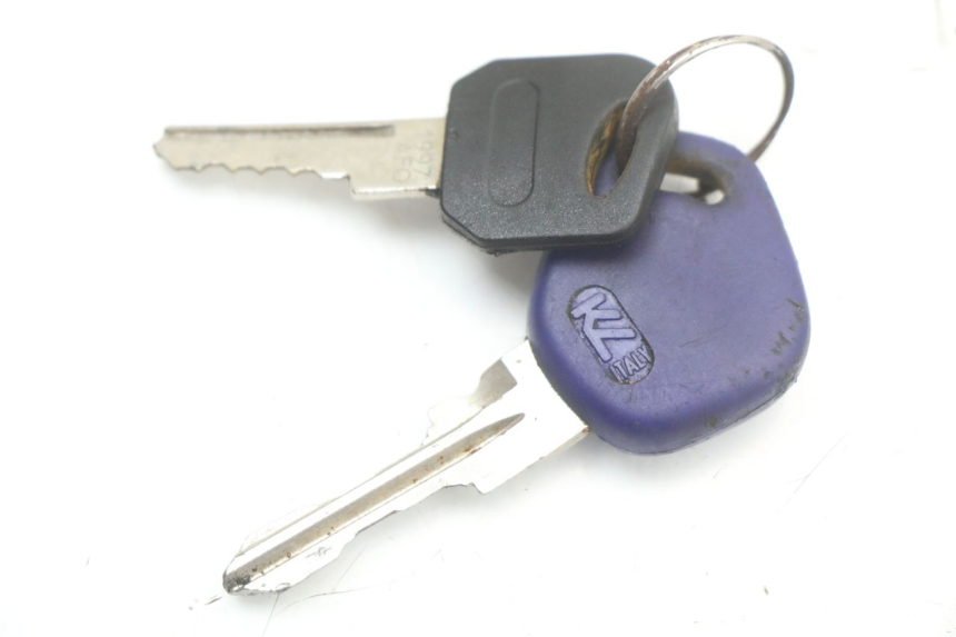 photo de KIT SERRATURA CHIAVE NEIMAN PIAGGIO ZIP 2T 50 (2009 - 2019)
