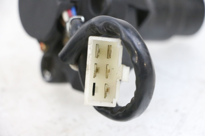 photo de KIT SERRATURE KAWASAKI ZR 7 750 (1999 - 2001) - Stato della superficie e materiale