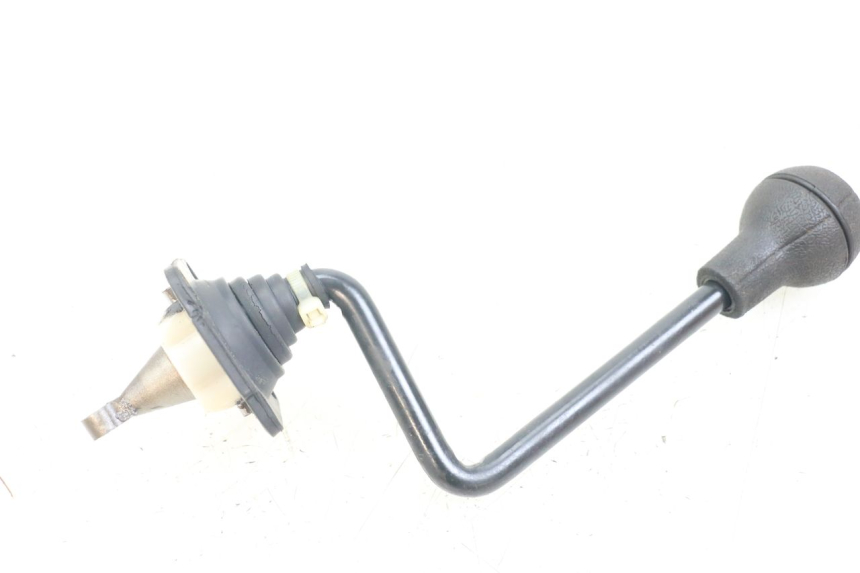 photo de LEVA CAMBIO HYTRACK HY S 4X4 410 (2013 - 2016) - Altra angolazione