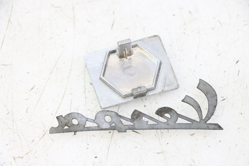 photo de LOGO MARCHIO PIAGGIO LXV 4T 50 (2009 - 2013)