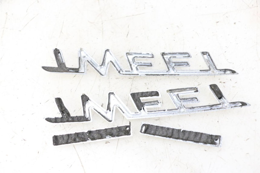 photo de LOGO MARCA PEUGEOT TWEET PRO CARGO 50 (2018 - 2020)