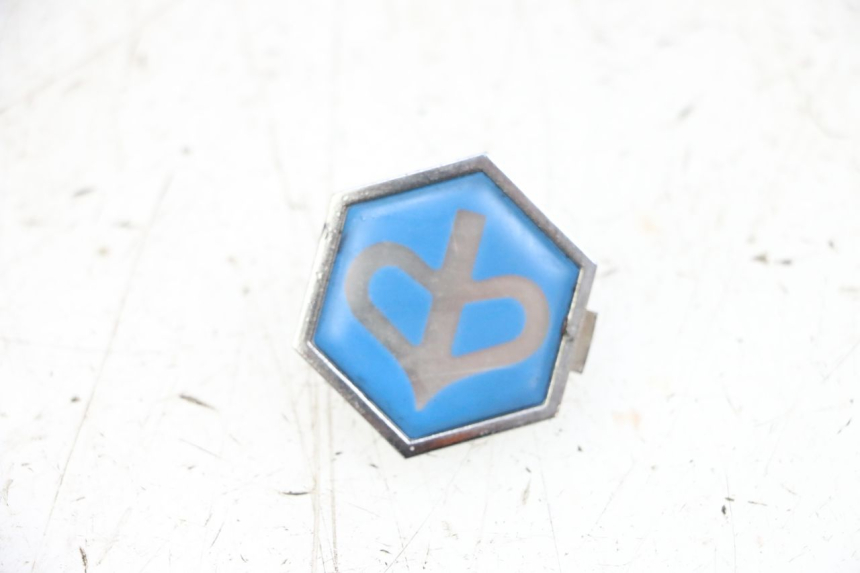 photo de LOGO MARCA PIAGGIO X8 125 (2004 - 2007) - Vista principale