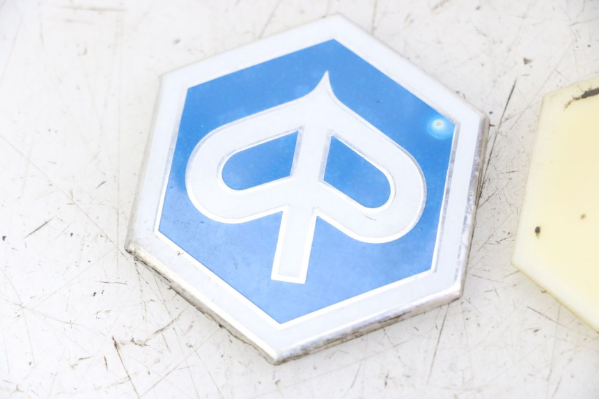 photo de LOGO MARCA PIAGGIO XEVO - X EVO 125 (2007 - 2016)