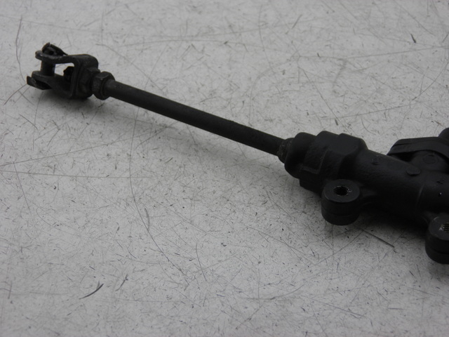 photo de Cilindro principale posteriore HONDA CB SEVEN FITTY 750 (1992 - 2003)
