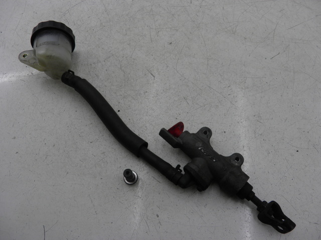 photo de Cilindro principale posteriore HONDA NTV DEAUVILLE 650 (2001 - 2006)