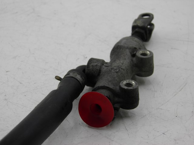 photo de POMPA FRENO POSTERIORE KAWASAKI ZEPHYR 550 (1991 - 1998)