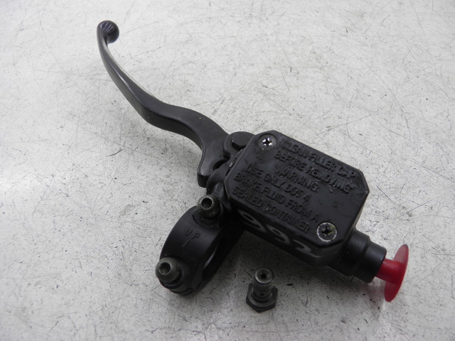 photo de MASTERCYLINDER FRENO POSTERIORE PIAGGIO MP3 500 (2011 - 2015)