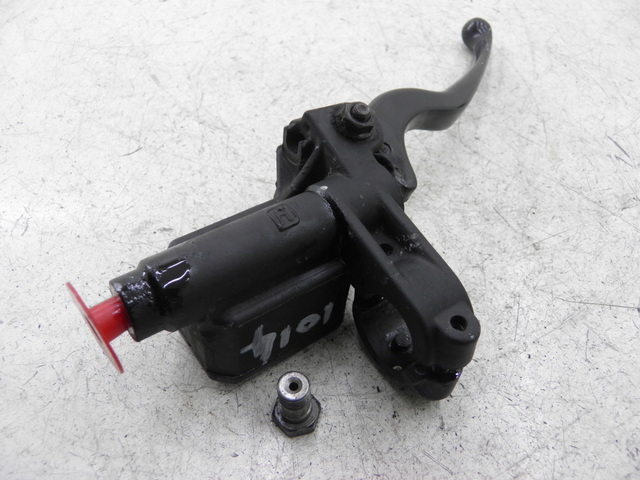 photo de MASTERCYLINDER FRENO POSTERIORE PIAGGIO X8 125 (2004 - 2007)