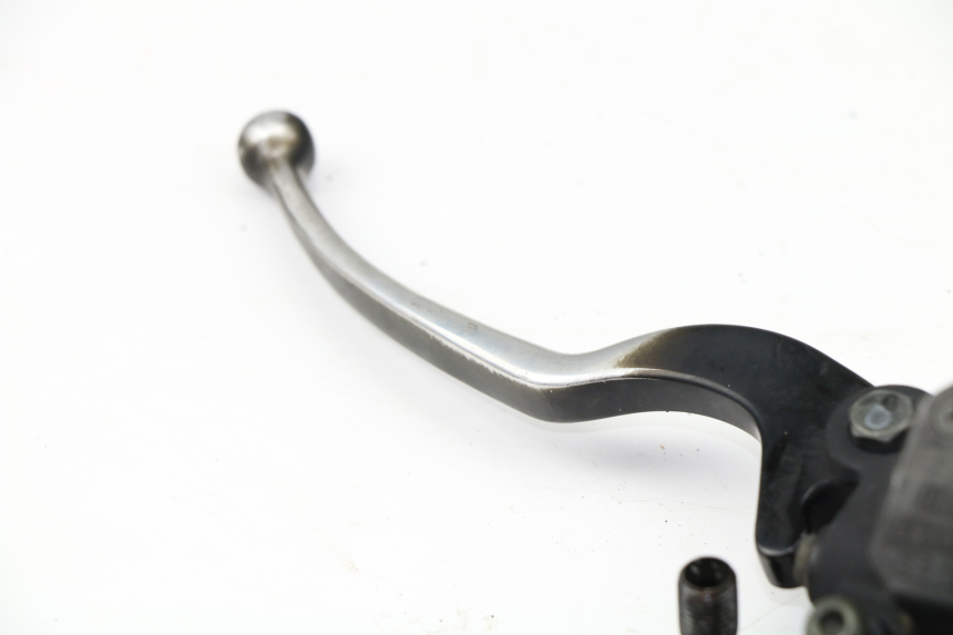 photo de MASTERCYLINDER FRENO POSTERIORE YAMAHA XMAX X-MAX 125 (2006 - 2009)