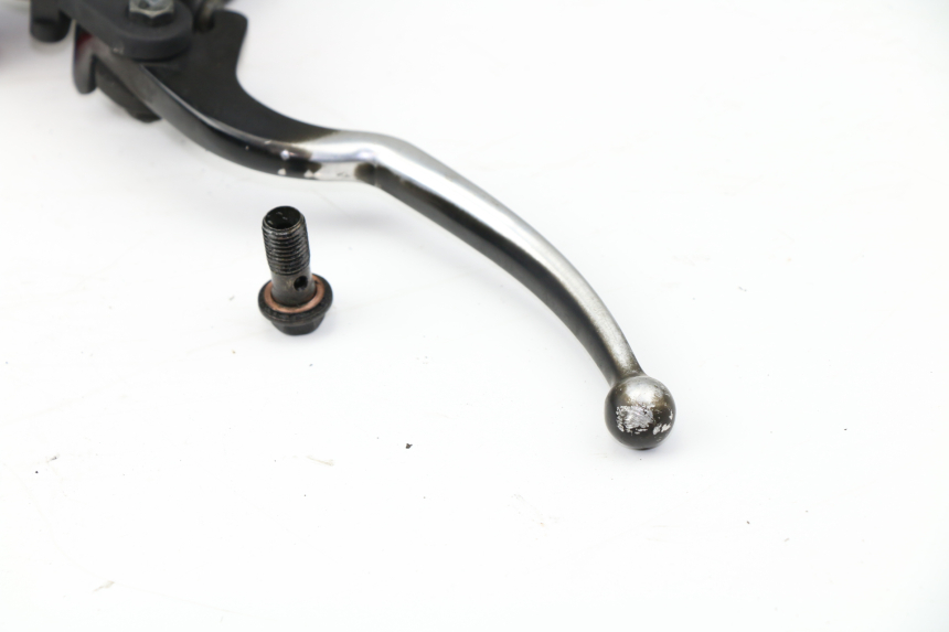 photo de MASTERCYLINDER FRENO POSTERIORE YAMAHA XMAX X-MAX 125 (2006 - 2009)