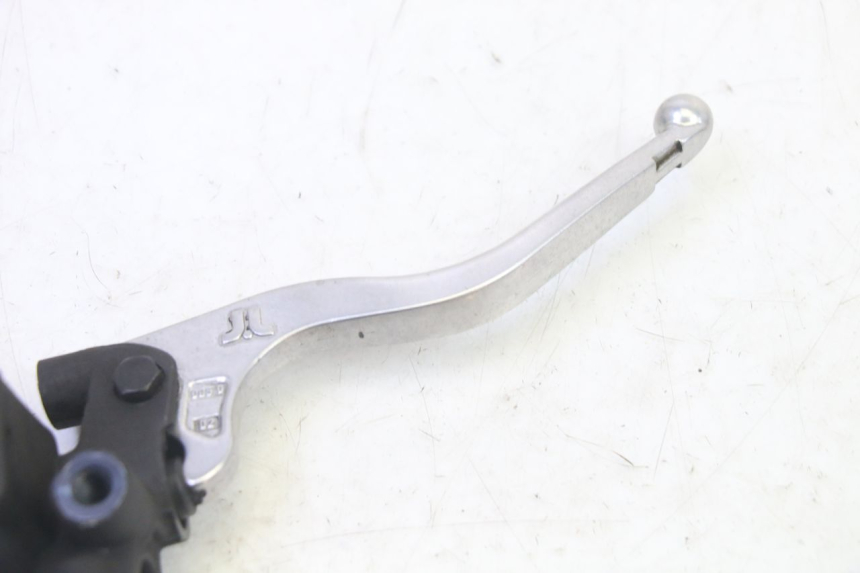 photo de POMPA FRENO ANTERIORE QUADRO 4 4D 350 (2015 - 2018)